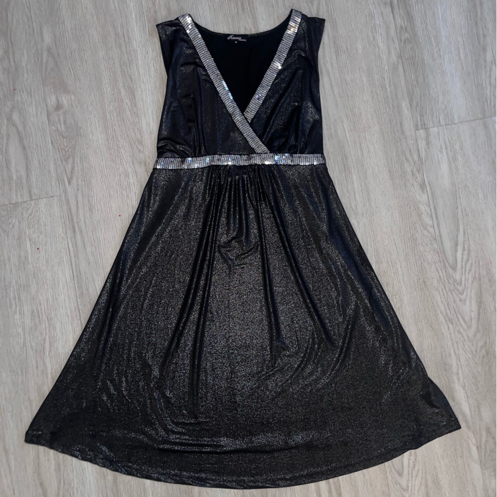 Y2K Black and silver metallic midi dress with sequin V-neckline medium